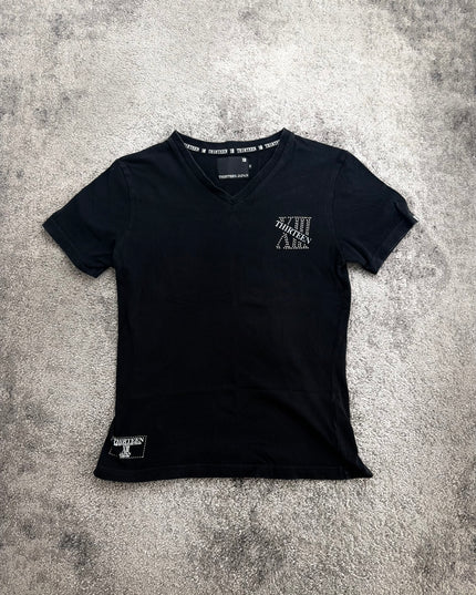 THIRTEEN JAPAN "STUD LOGO" TEE (S)