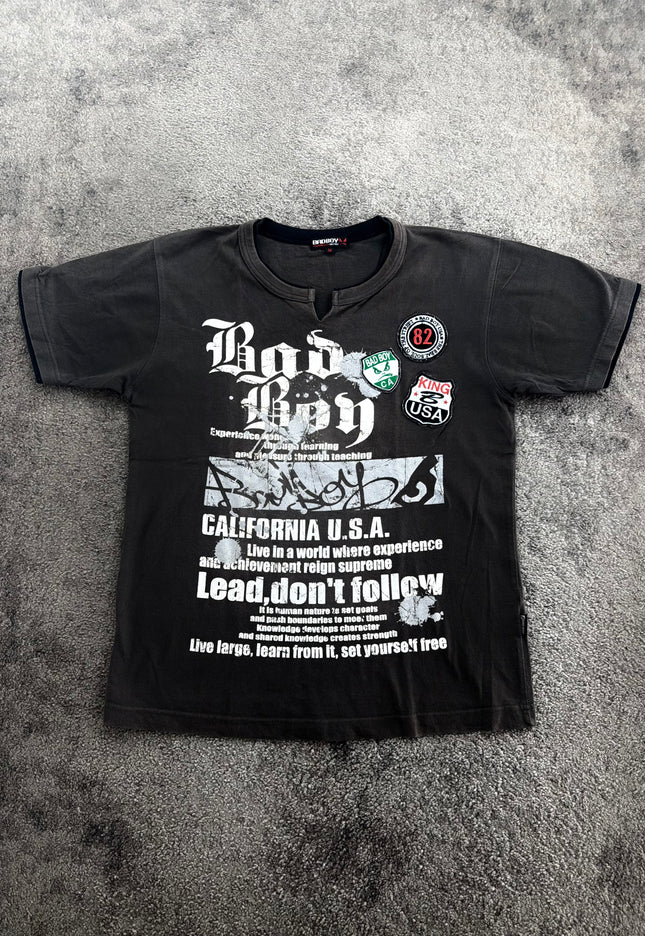 BADBOY "CHAOS TYPOGRAPHY" TEE (M)