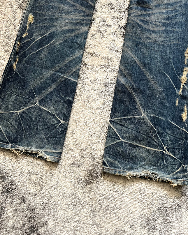 FUGA DISTRESSED FLARE DENIM