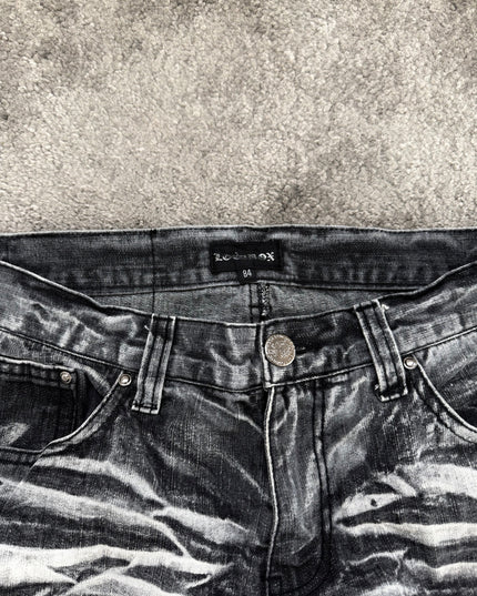 LOWBOX "ASH RIOT" DENIM