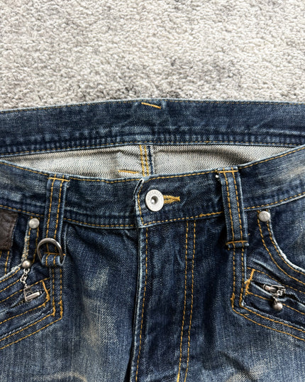 HIDEAWAYS "DISTRESSED REBEL" DENIM (M)