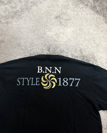 BANANA SEVEN "OVERSIZED SCRIPT" TEE (M)
