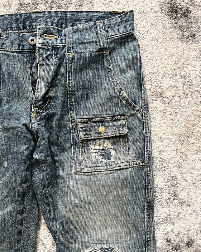 BOYCOTT DISTRESSED DENIM 