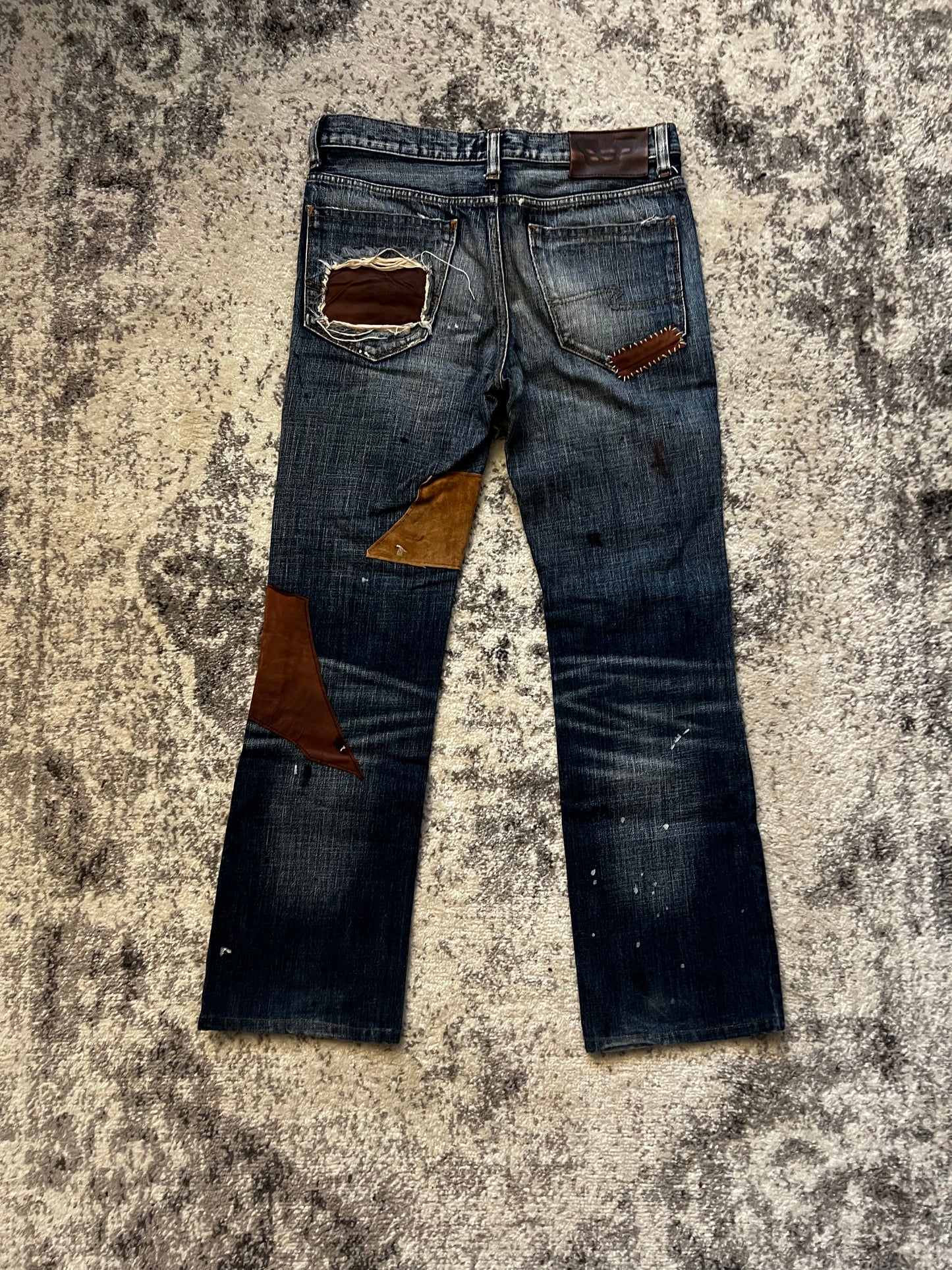 BONDS AND PEACE PATCH DENIM