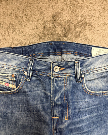 DIESEL “FLARED LOOKS“ DENIM