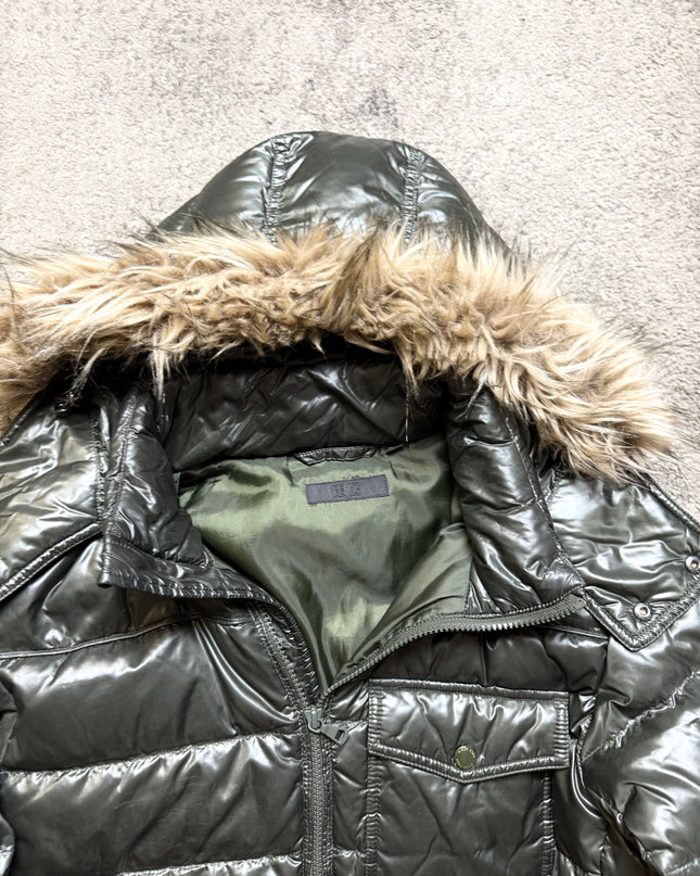 UNIQLO "SILENT UTILITY" PUFFER