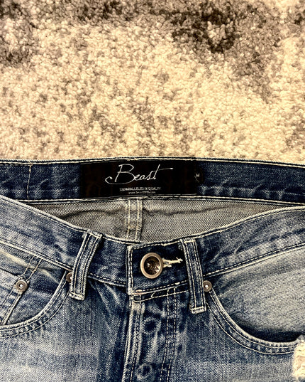 BEAST DENIM DISTRESSED
