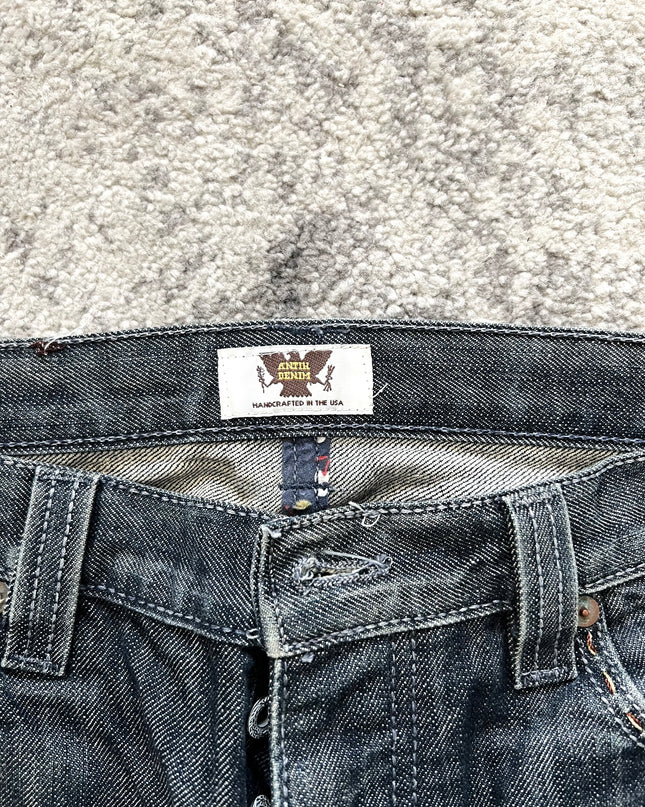 ANTIQUE DENIM RAINBOW BACKPOCKETS